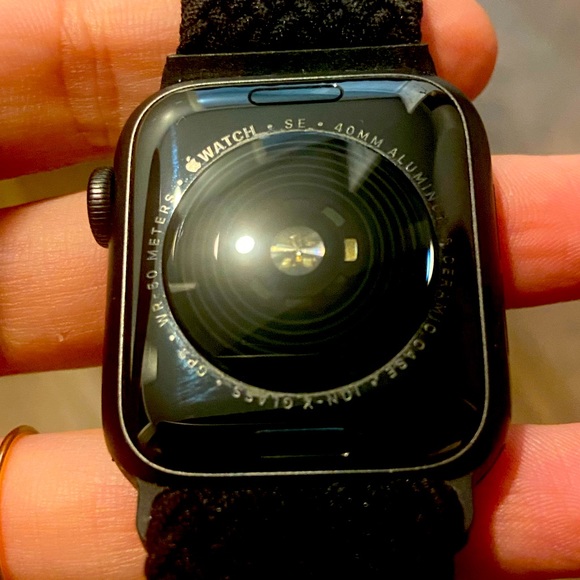 APPLE Watch - Picture 2 of 2